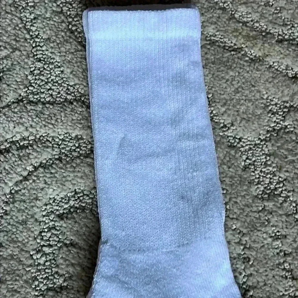 7 pairs Womens's No Nonsense white Crew Socks, NWOT lightweight - Picture 4 of 8
